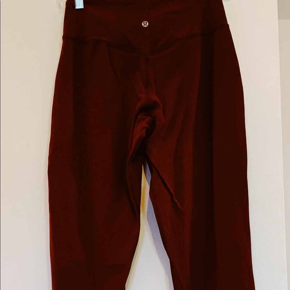 Lululemon maroon joggers size 6